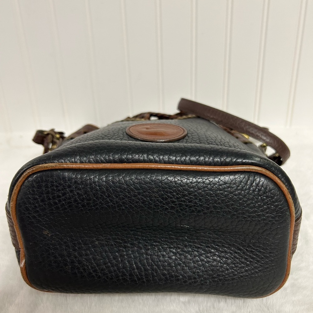 Dooney & Bourke VINTAGE Teton Bucket Bag - Picture 11 of 13